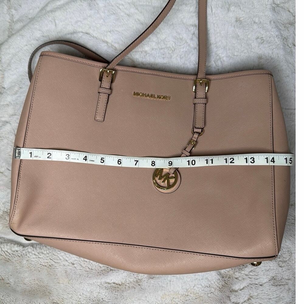 Michael Kors Tote Bag - Picture 4 of 8